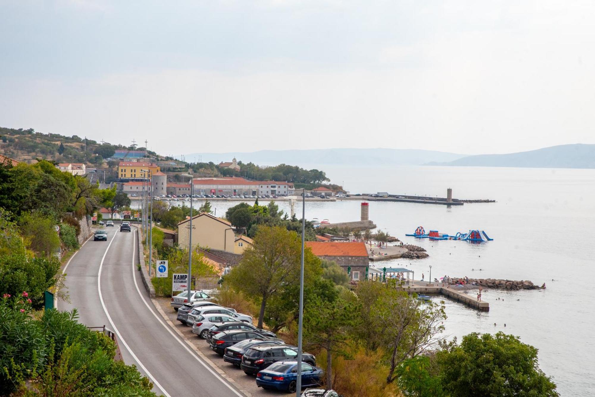 Apartmani Silvana&Vera Senj  Eksteriør billede